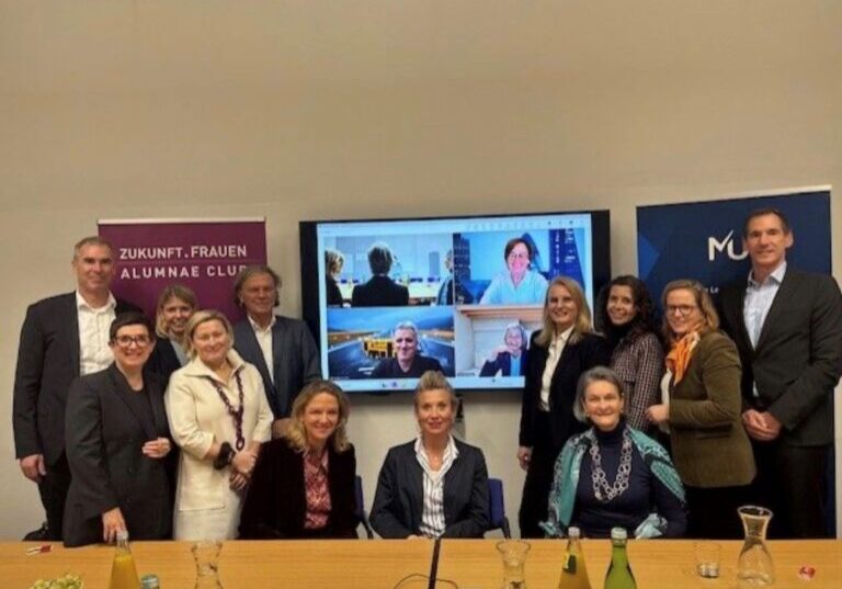 Mitglied 4 Mitglied_Mercuri Urval Board Forum